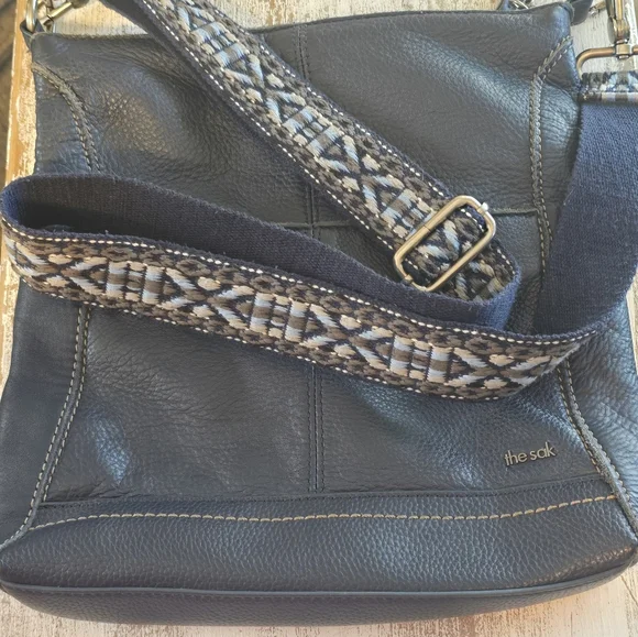The Sak Blue Leather Crossbody  With Guitar Strap..GUC Smoke Free,Pet Friendly - Picture 5 of 7